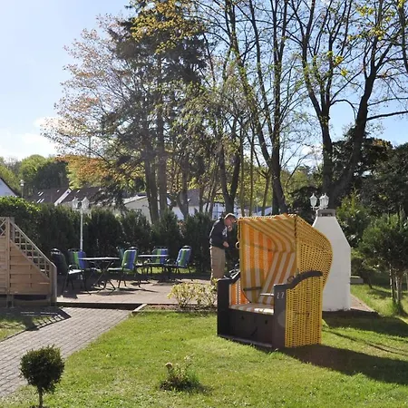 Frohsinn Auf Ruegen Pensionat 4*