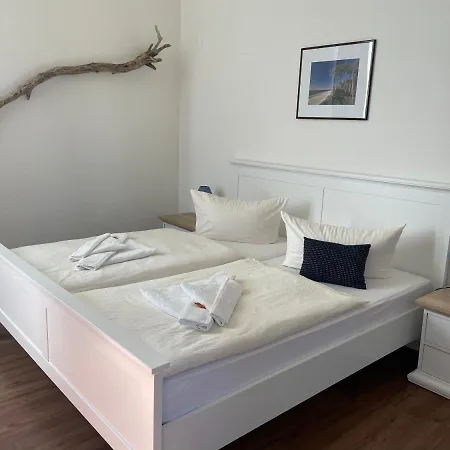 בית הארחה Frohsinn Auf Ruegen 4*