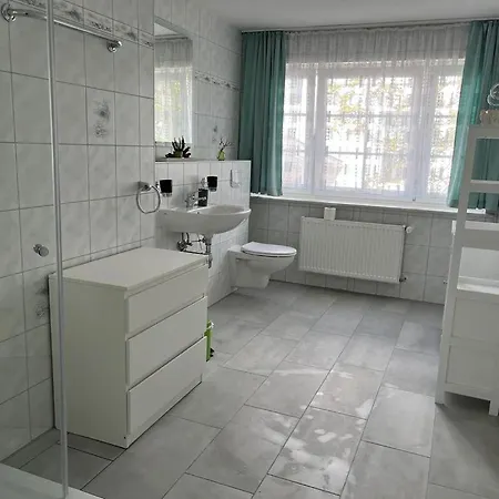 Frohsinn Auf Ruegen Pensionat Sellin (Rugen)