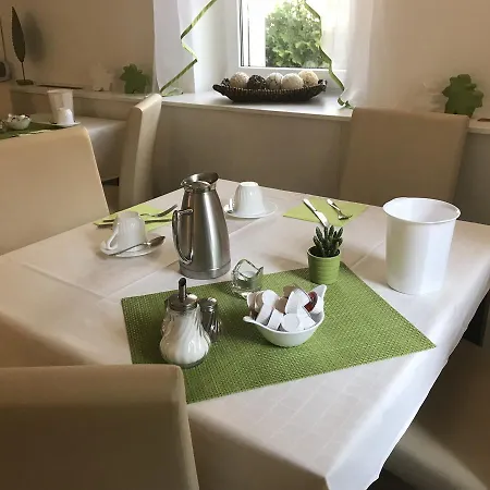 Pensionat Frohsinn Auf Ruegen 4*