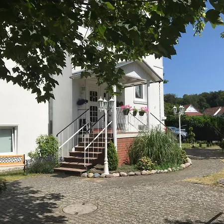 Frohsinn Auf Rügen 4*