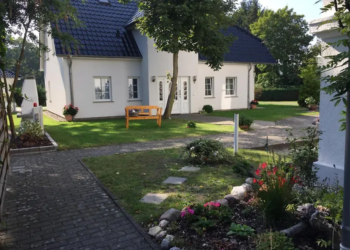 Frohsinn Auf Ruegen Casa de hóspedes 4*
